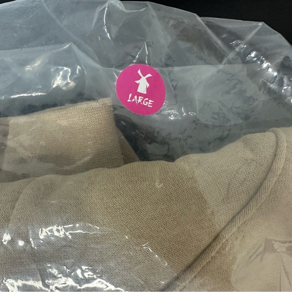 Dutch Bros NWT Dutch Bros Coffee Windmill TAN Hoodie MEDIUM+LARGE+XL+XXL Hoodie - Picture 8 of 10